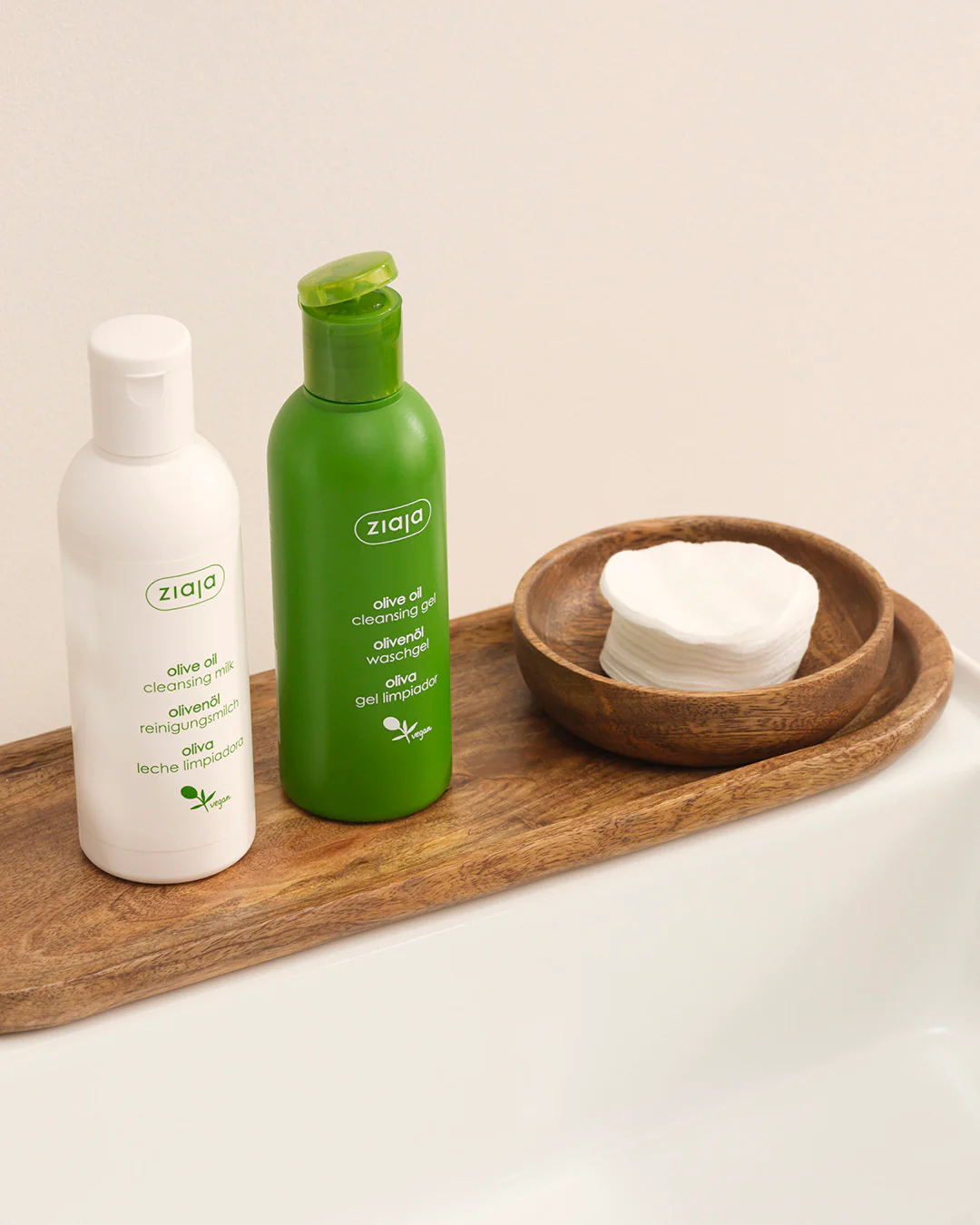 Ziaja Olive Oil Cleansing Gel 200ml - Image 3