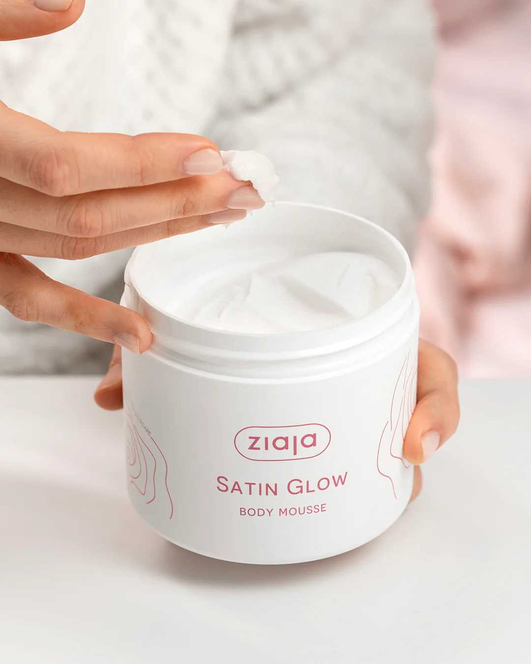 Ziaja Satin Glow Body Mousse 350ml - Image 3