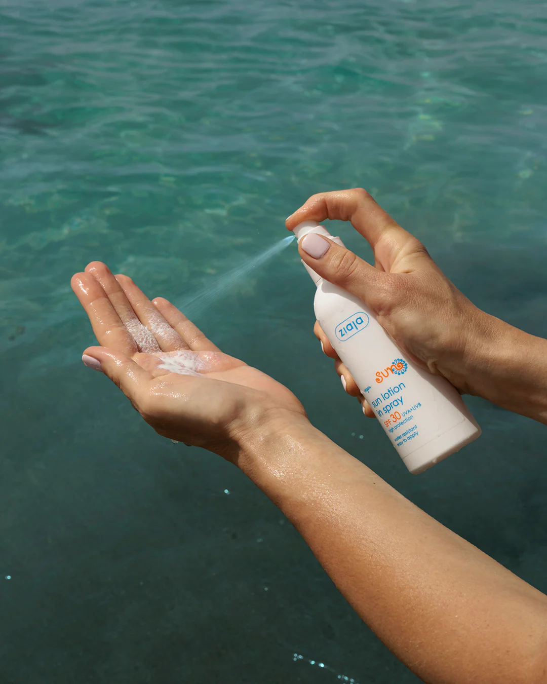 Ziaja Sun Moisturising Body Lotion In Spray SPF 30 170ml - Image 4